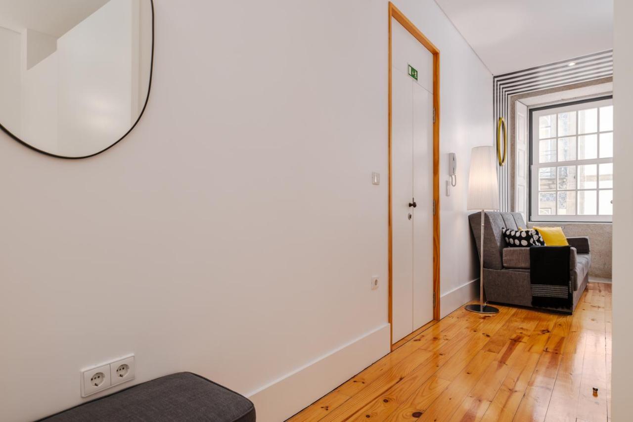 Flores Street Apartments Porto Luaran gambar