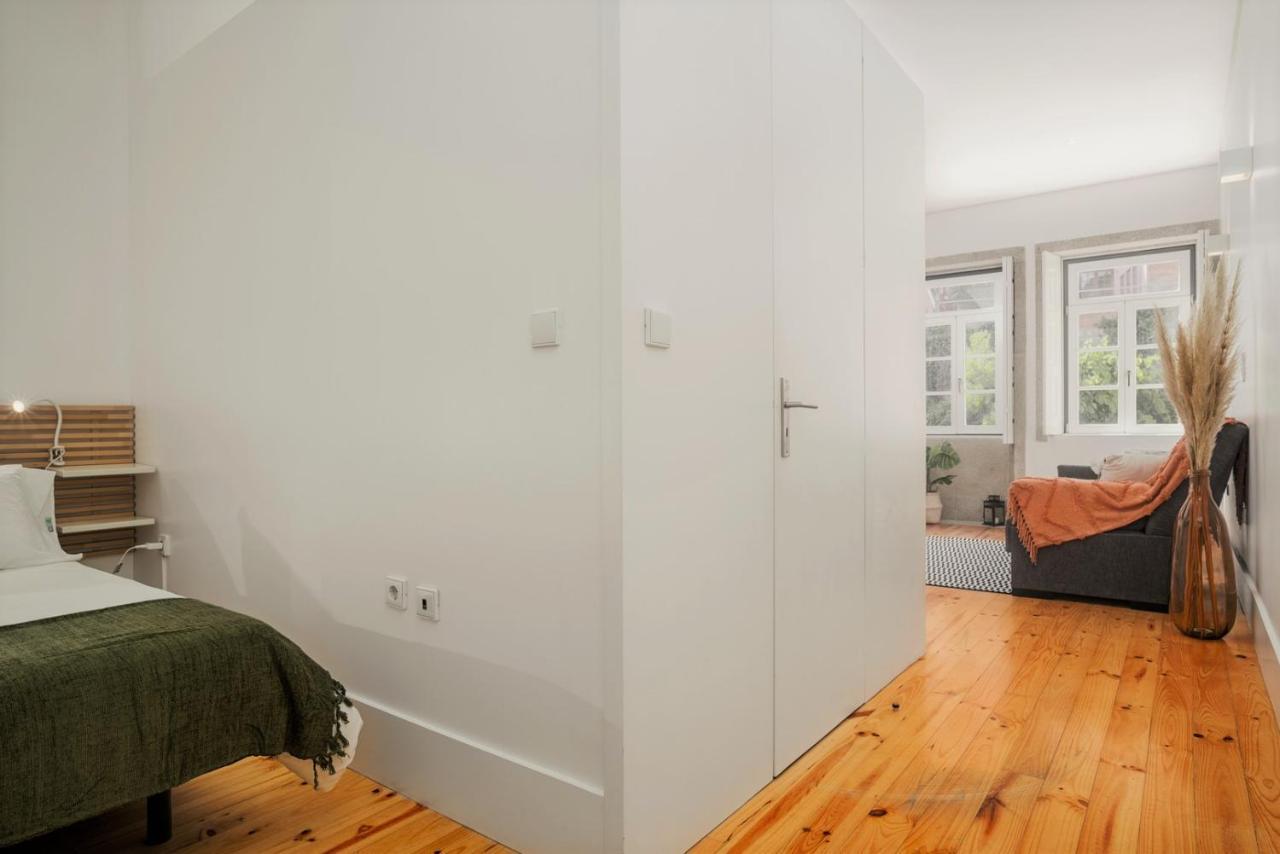 Flores Street Apartments Porto Luaran gambar